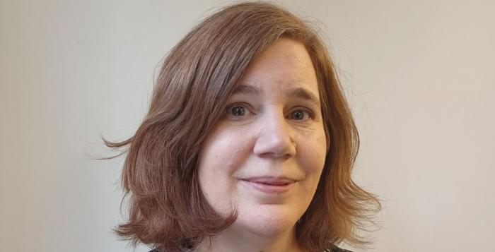 Gillian Cooper Headshot