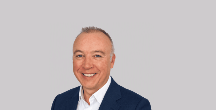 Iain McIntosh Headshot