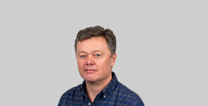 Roger Hutcheon Headshot